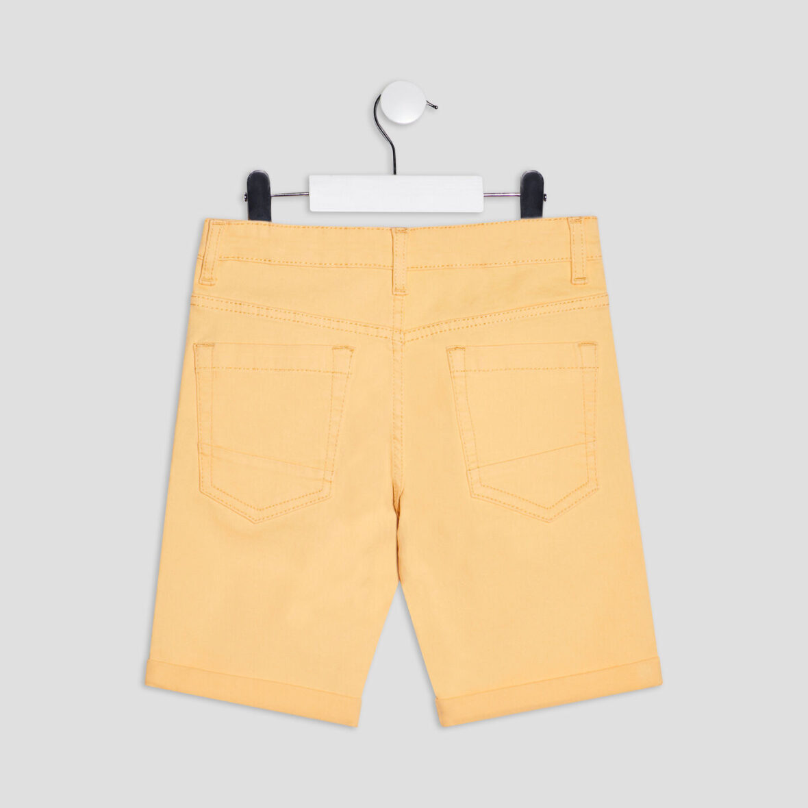 bermuda-straight-ajuste-a-ourlets-jaune-or-garcon-b-36165600606061053
