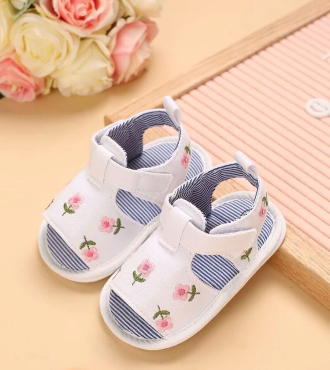 Sandales brodé fleur à bride de cheville ( 19 )